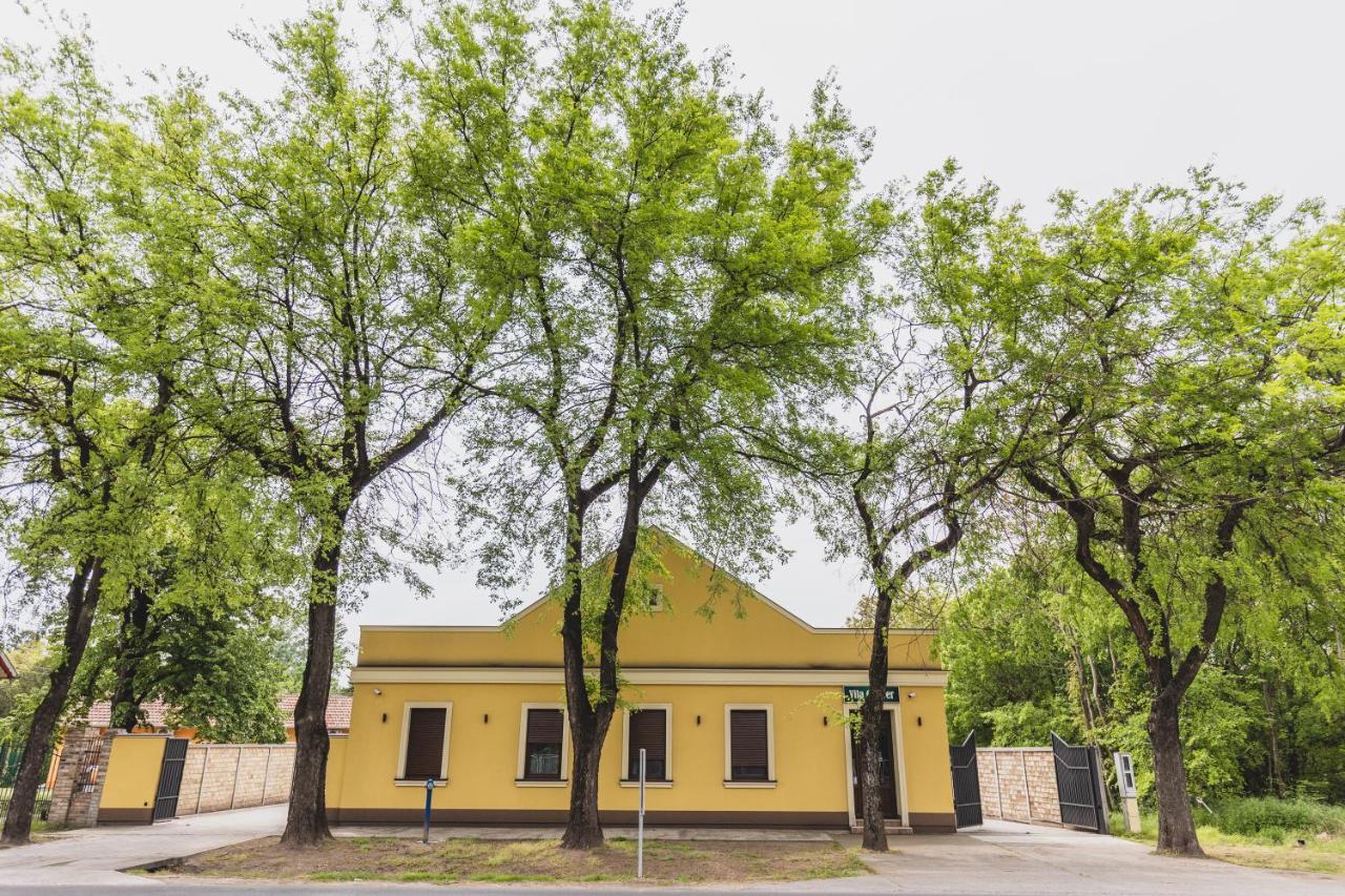Vila Guliver Palic Luaran gambar